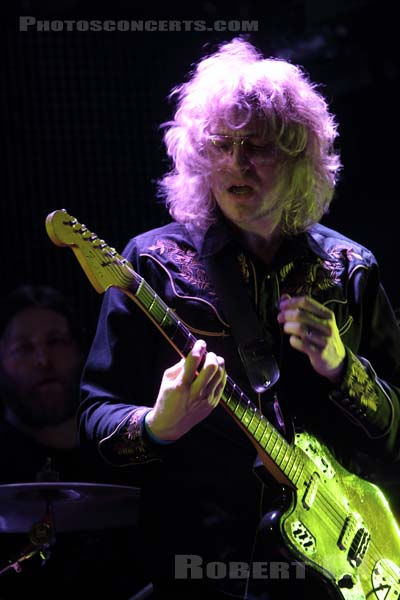 THE BESNARD LAKES - 2010-04-19 - PARIS - Bus Palladium - 
